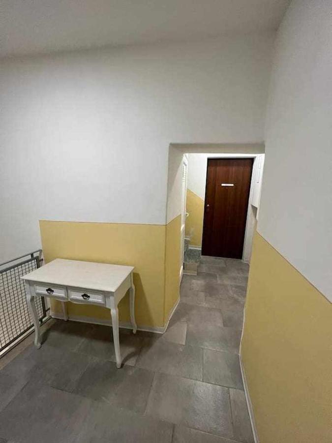 La Stanza Del Manzoni 1 Piano No Ascensore Pavia Exteriér fotografie